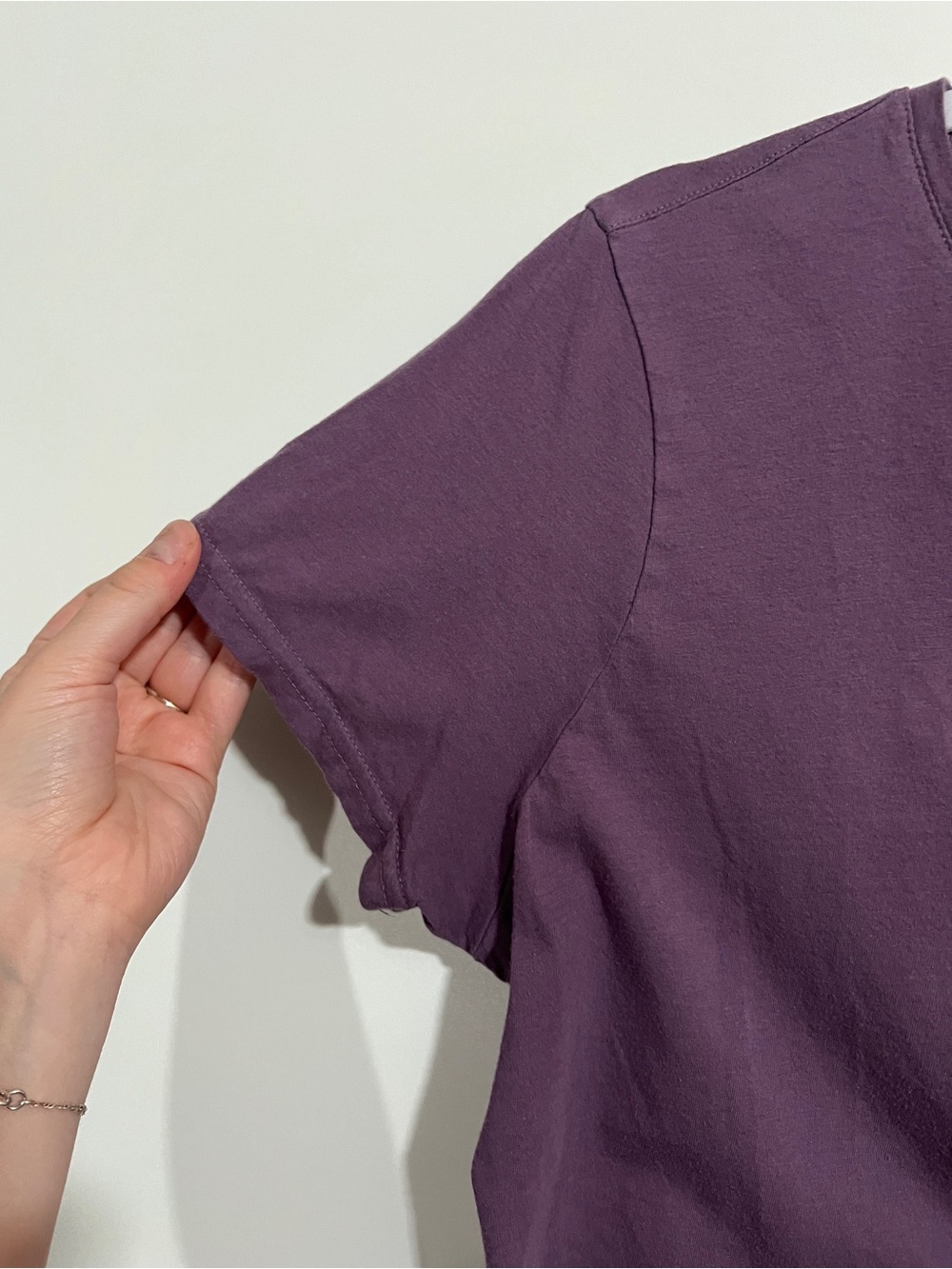 Pact Organic Cotton Short Sleeve Shirt in Eggplant Purple Size Large Womens - Picture 5 of 6